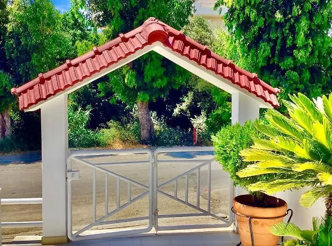 Kallipateira עיר רודוס